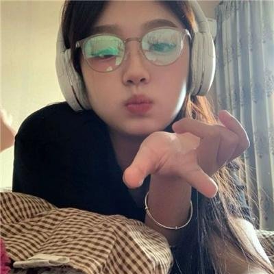 恐怖热线之大头怪婴